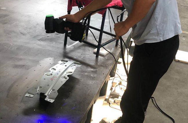 แผ่นโลหะส่วนหนึ่งการตรวจสอบมิติ 3 มิติ 