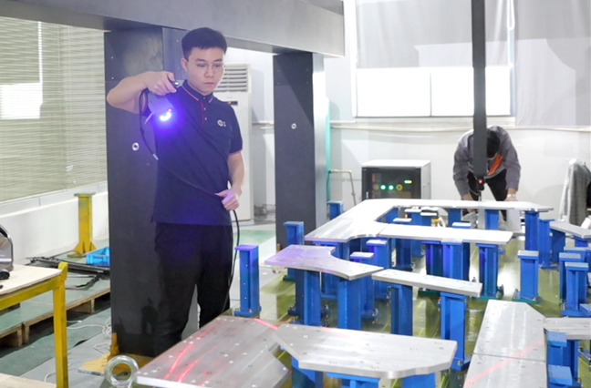 CMM แบบพกพาพร้อม Photogrammetry ในตัว