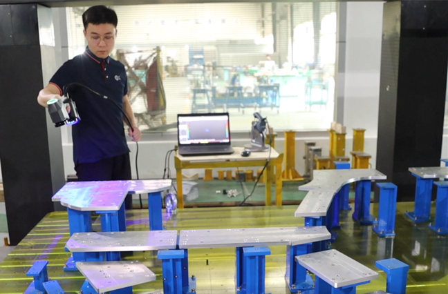 CMM แบบพกพาพร้อมระบบ Photogrammetry สำหรับการสแกน 3 มิติ