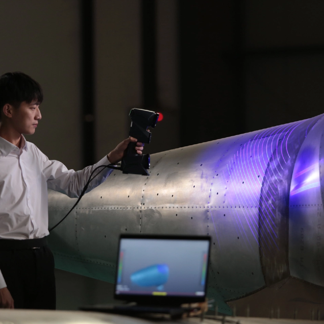 นอกเหนือจากการสร้างต้นแบบ: การใช้งานที่สำคัญของเครื่องสแกน 3D ระดับมืออาชีพในการผลิตและวิศวกรรมย้อนกลับ